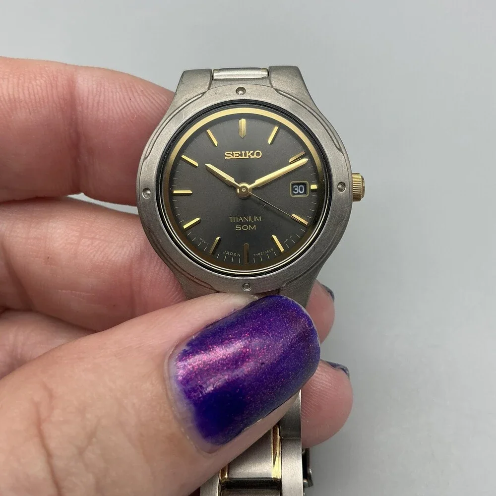 Seiko Womens Watch 26mm Black Dial Titanium Silver Tone Date New Battery 7.25